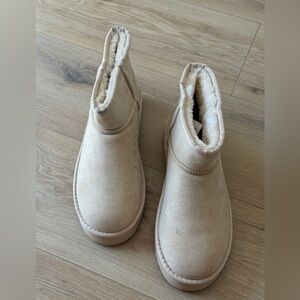 Women's Cozy Shearling Ankle Boots